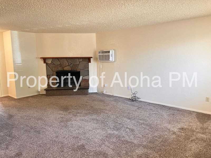 10490 W Seneca Dr - Photo 3 of 13