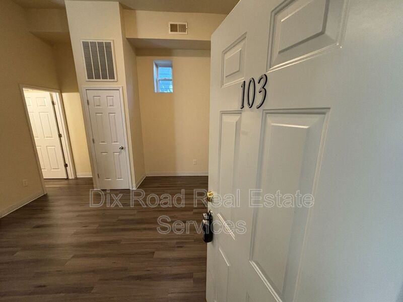 4200 Colerain Ave #103 - Photo 3 of 11