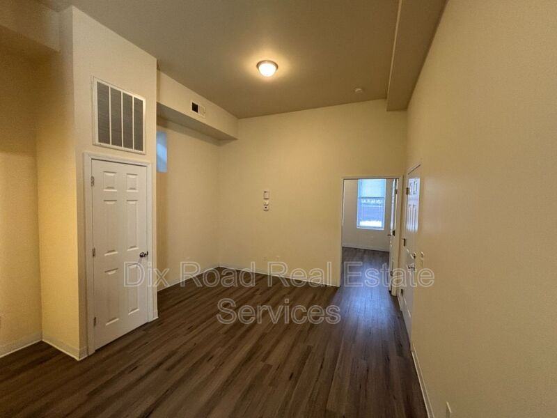 4200 Colerain Ave #103 - Photo 5 of 11