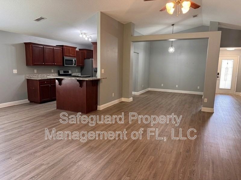 9615 Laramie Dr - Photo 5 of 17