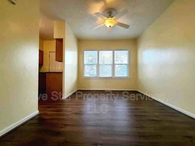 514 E Oak St #514 - Photo 4 of 12