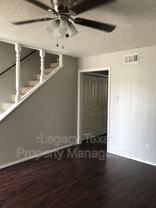 1401 Courtney Pl #C - Photo 1 of 1