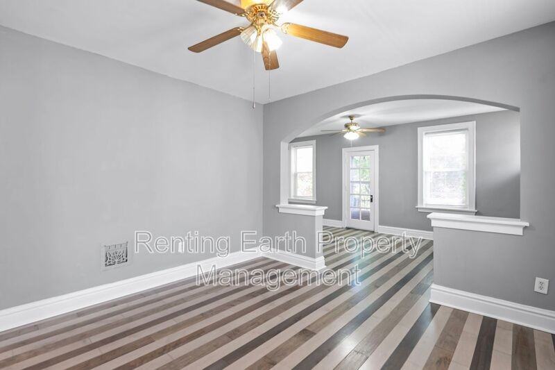 3868 Meramec St #2F - Photo 2 of 29