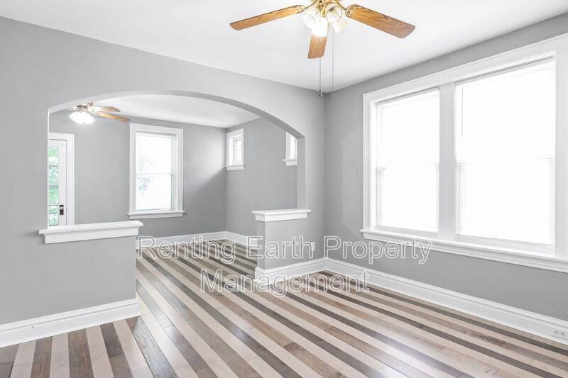 3868 Meramec St #2F - Photo 5 of 29