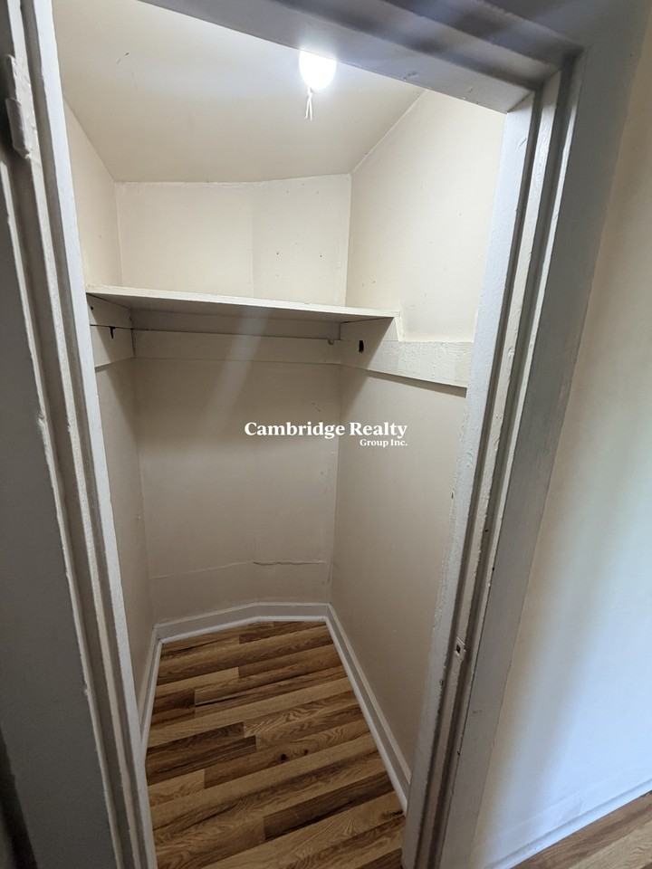 543 Broadway #3A - Photo 4 of 15