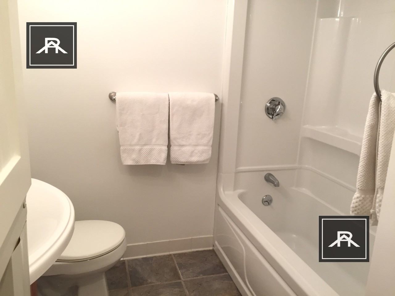 9 Mount Ida St #1R - Photo 6 of 7