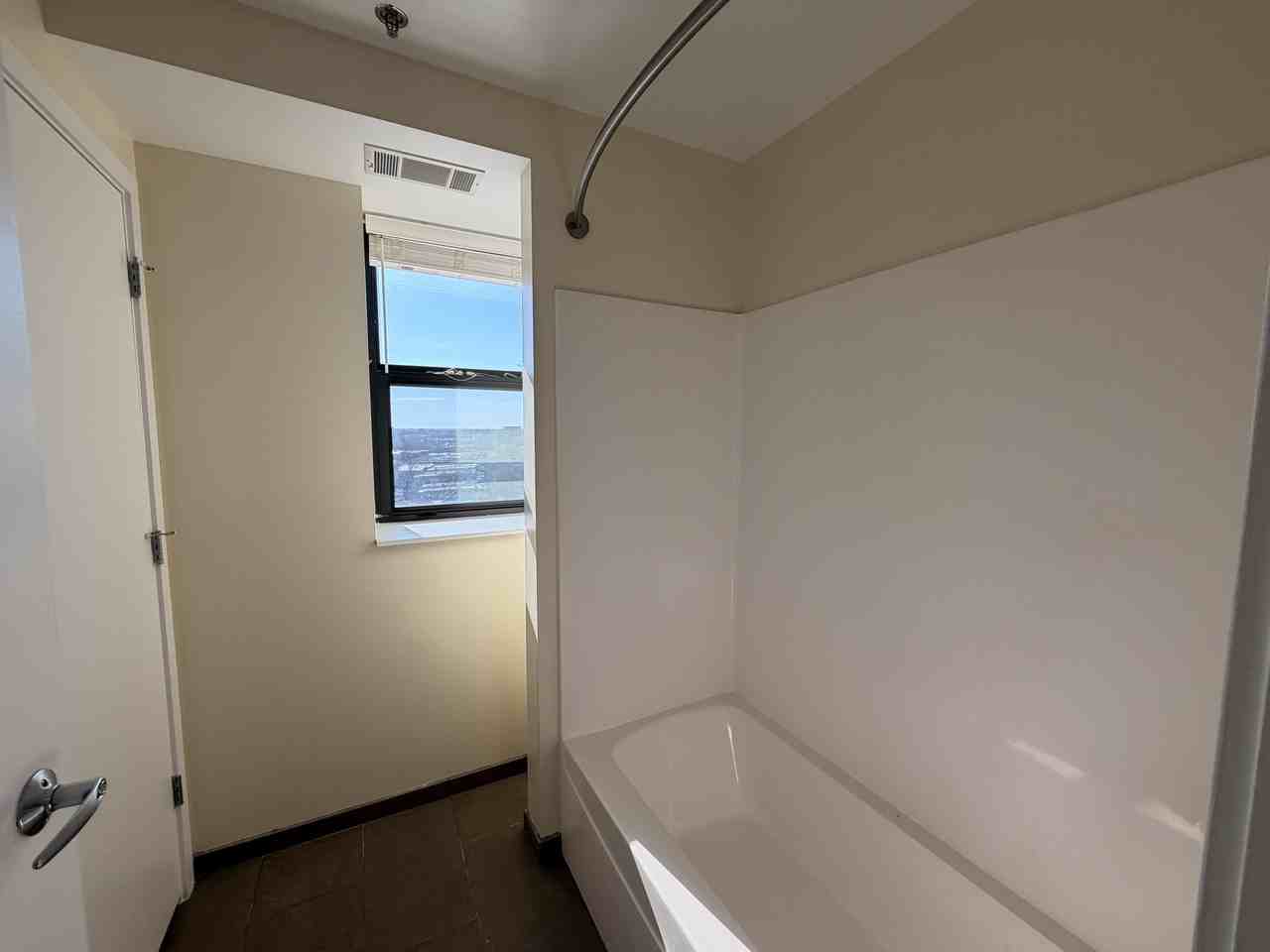 1337 West Fargo Avenue #1301 - Photo 7 of 10