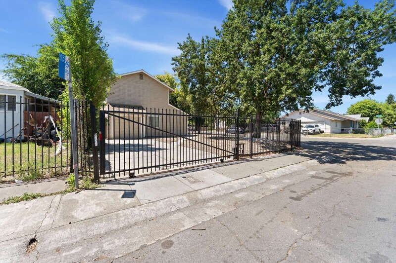 4605 36th St - Photo 3 of 23