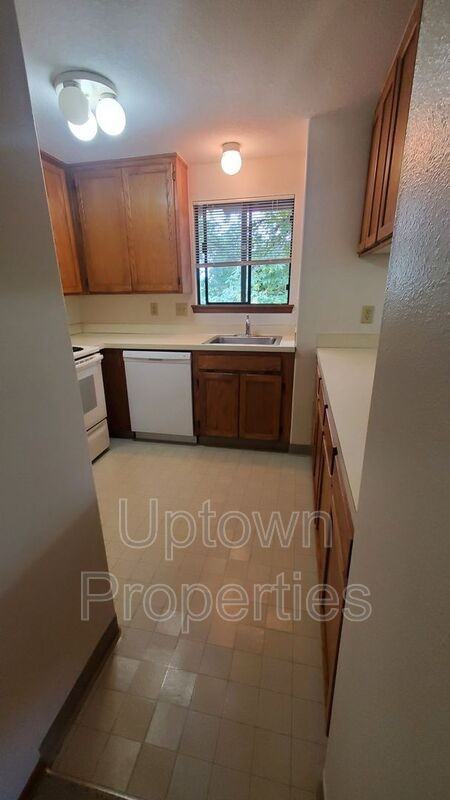 1516 Sw Dewitt St #1516 - Photo 2 of 16