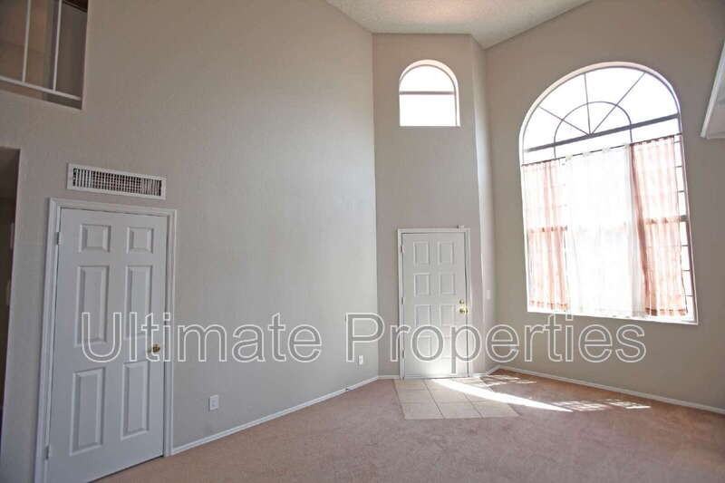 10853 E Yucca St - Photo 5 of 25
