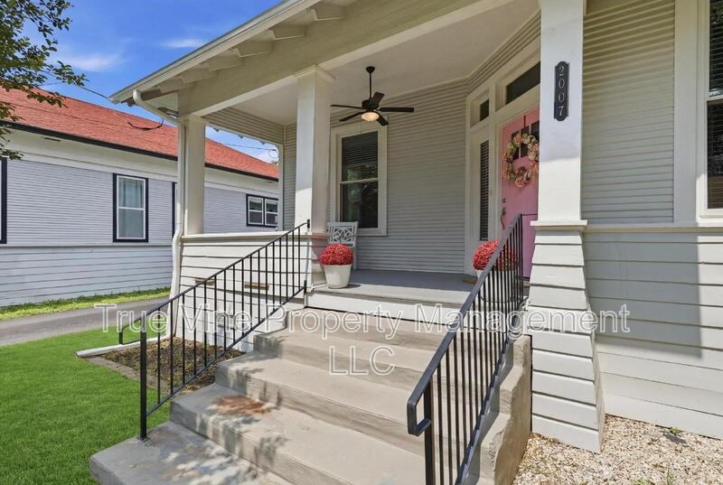 2007 S Presa St - Photo 5 of 34