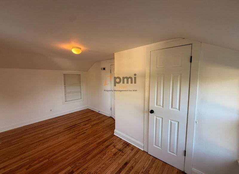 669 Lake St #1 - Photo 6 of 29