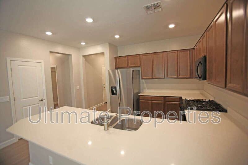 20238 W Buchanan St - Photo 4 of 21