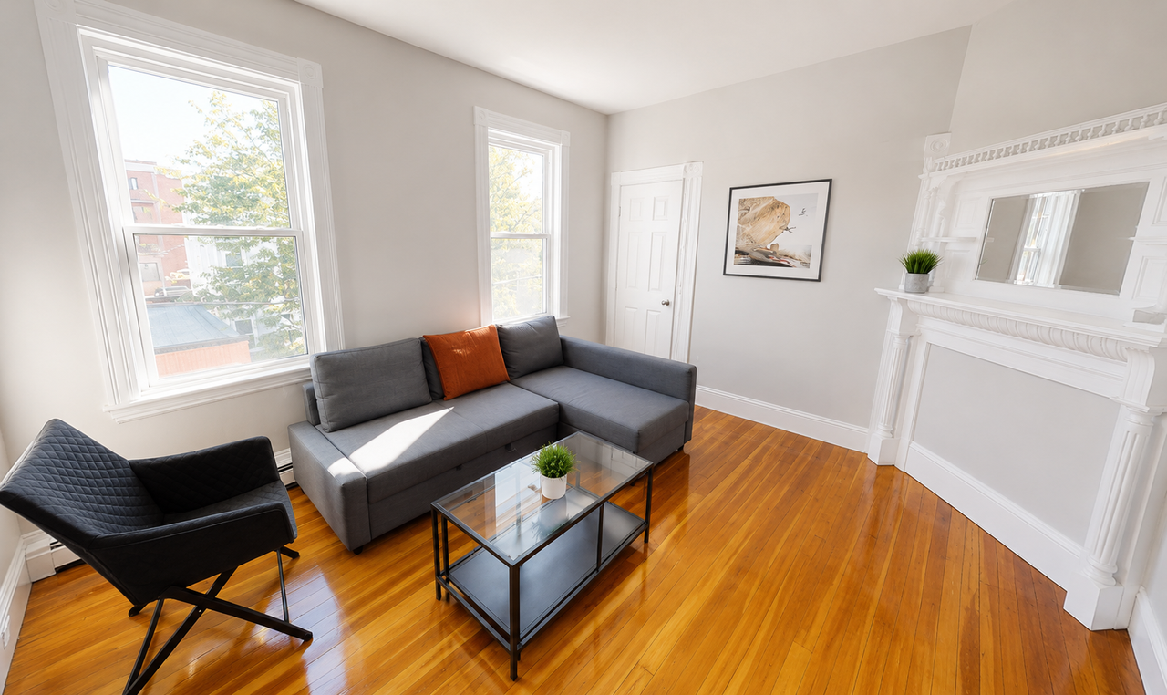 147 Columbia St #2L - Photo 2 of 5