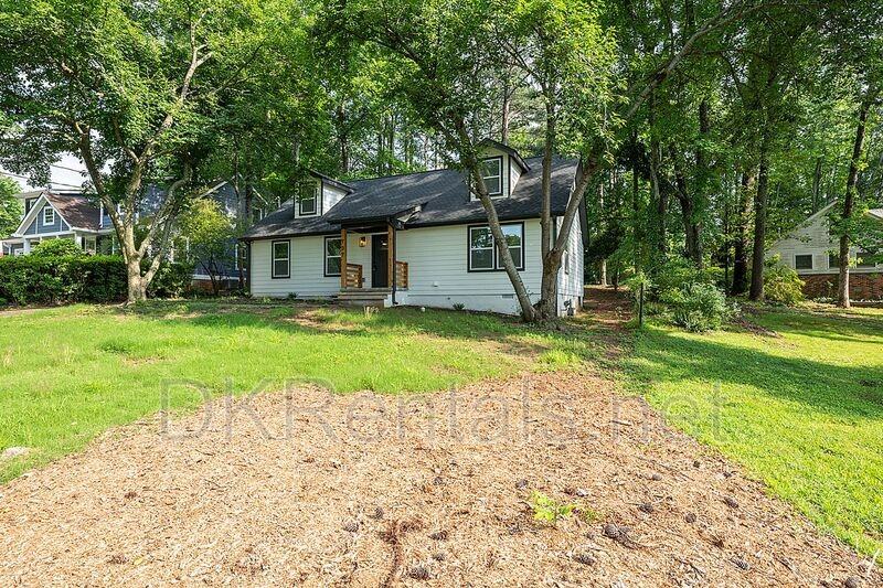 737 Helen St Nw - Photo 3 of 33