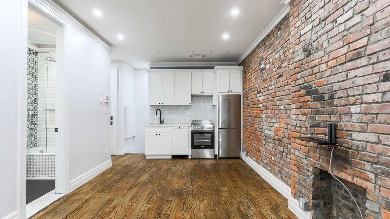 43 Columbia Pl #1 - Photo 5 of 9