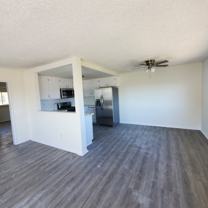 640 W 7th St #09 - Photo 1 of 1