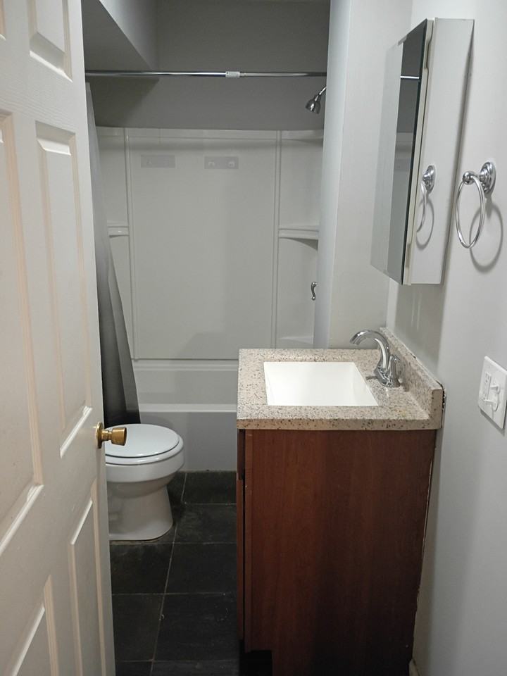 1604 W Galbraith Rd #F - Photo 4 of 6