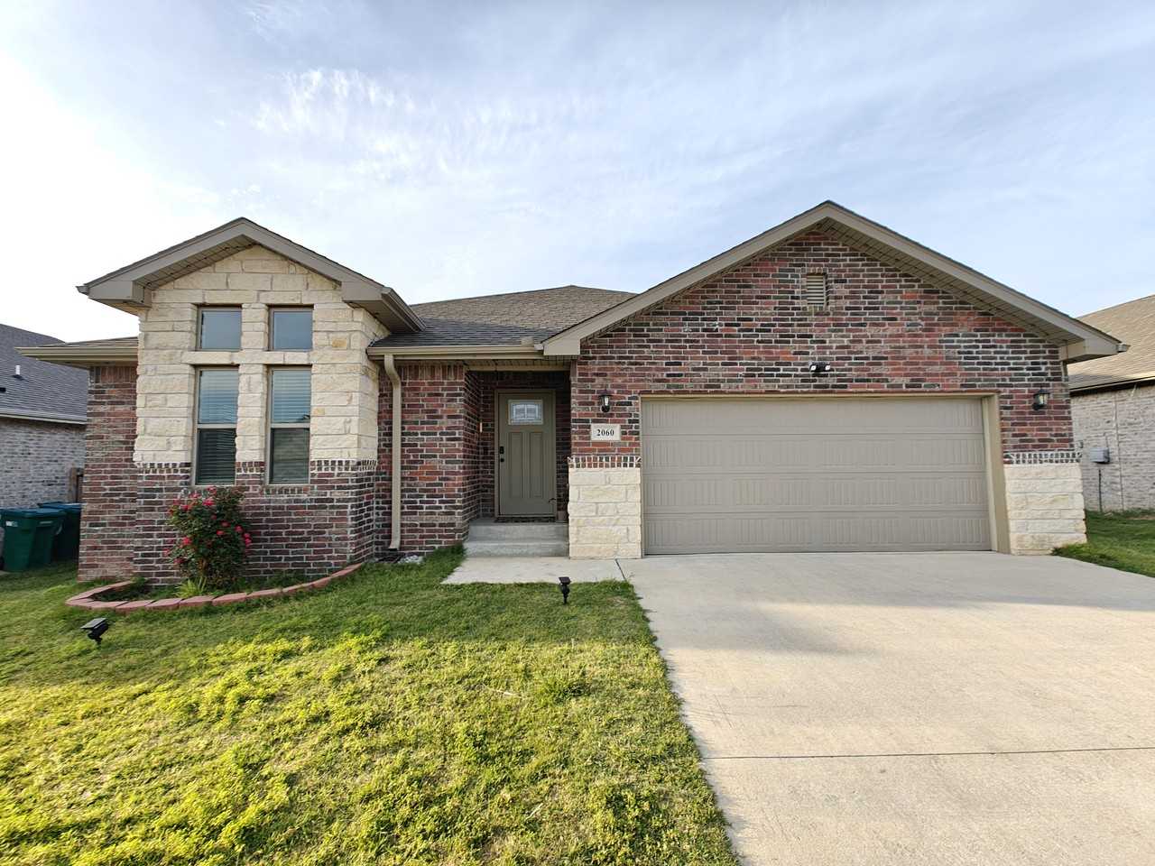 2060 Periwinkle Pl #NA - Photo 2 of 3