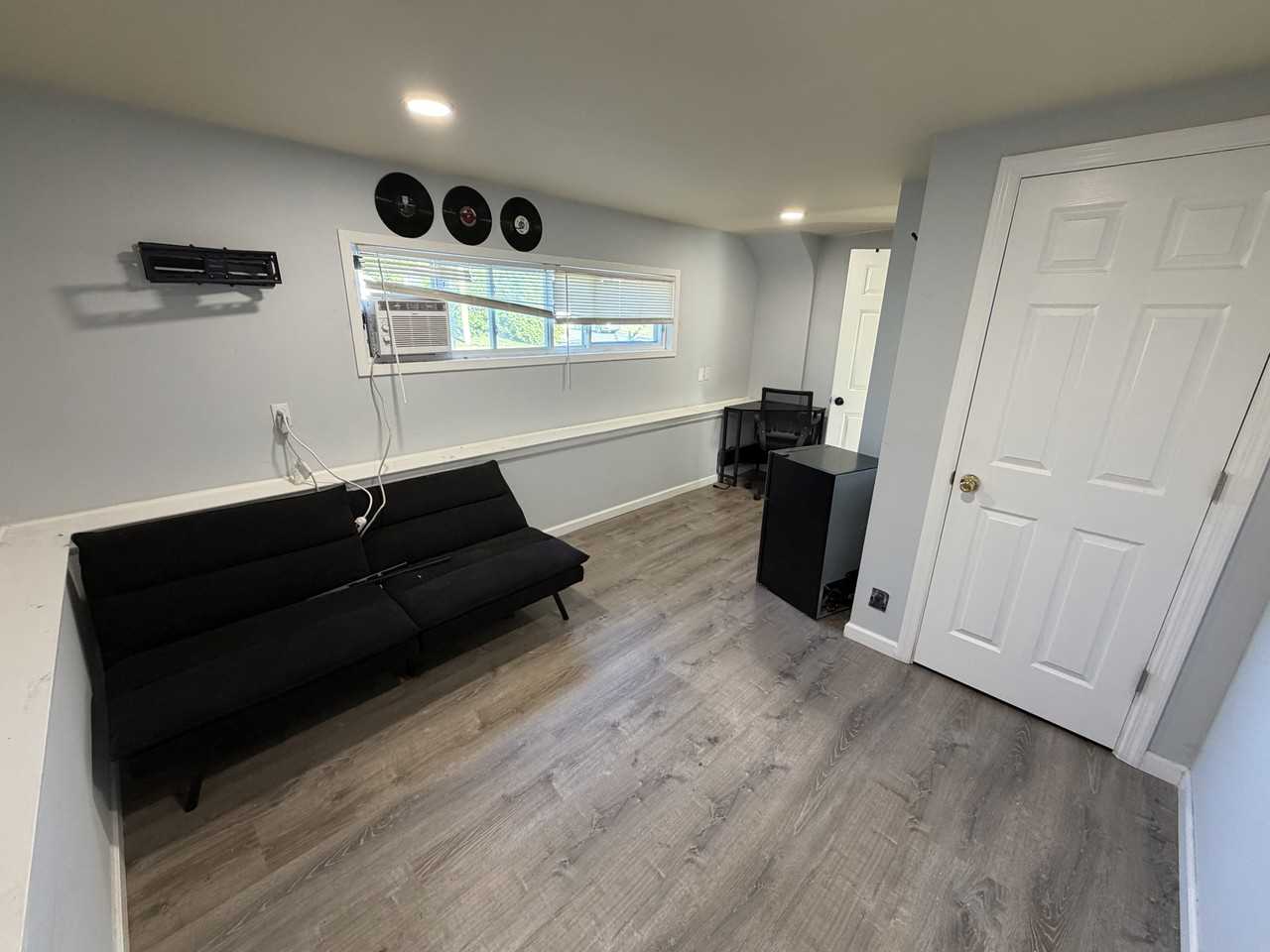 364 Broadway - Photo 6 of 11