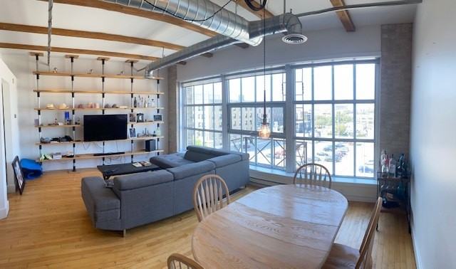 110 Princess St #506 - Photo 4 of 13