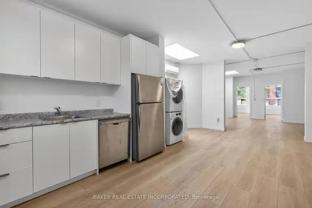 922 Queen St E #2 - Photo 1 of 1