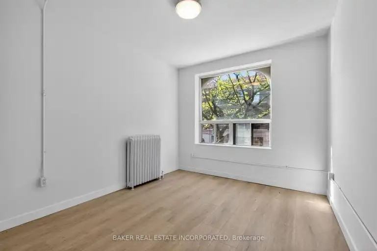 922 Queen St E #2 - Photo 7 of 13