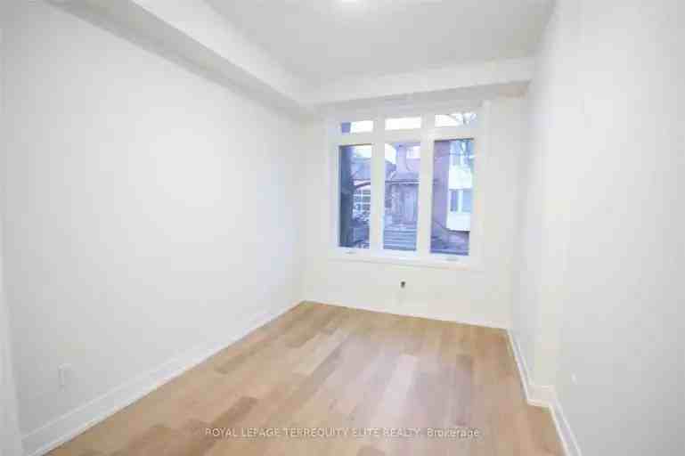 34 Saint Paul St - Photo 3 of 11