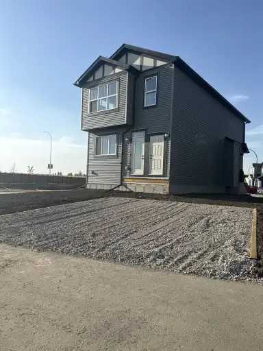 91 Huxland Rd Ne - Photo 2 of 15