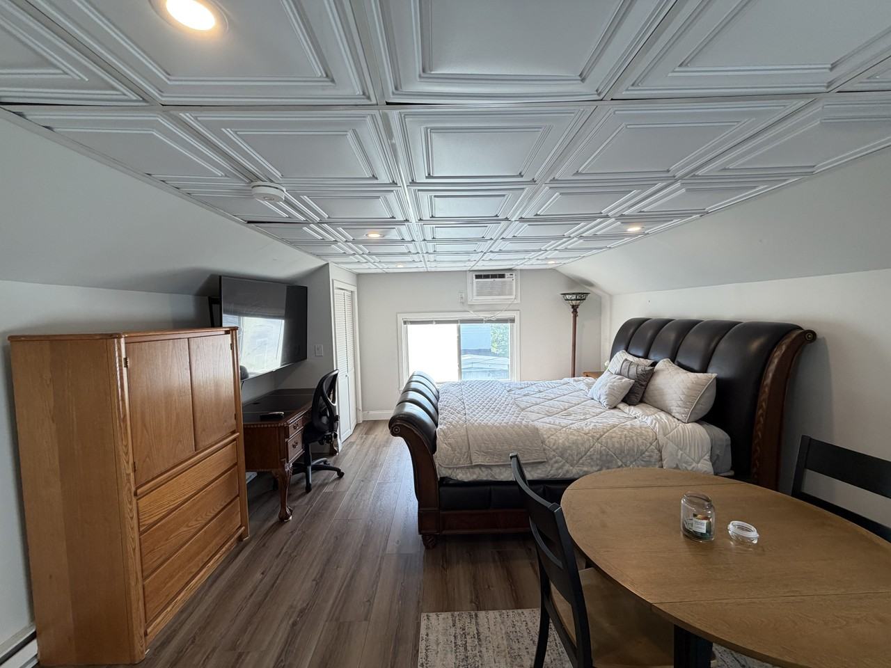 102 Cross St #2R - Photo 3 of 10