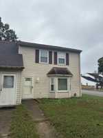 featured image of 700 Crystal Springs Ct #2