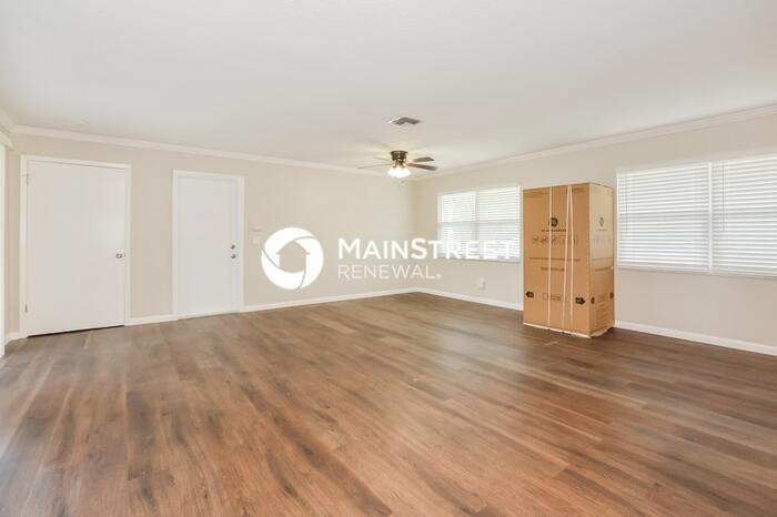 218 Buena Vista St - Photo 5 of 10