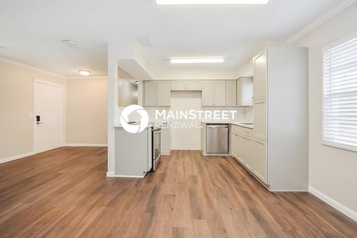 218 Buena Vista St - Photo 6 of 10