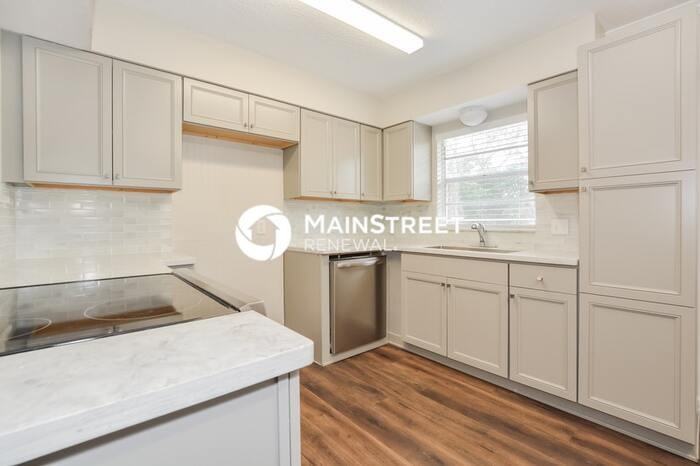 218 Buena Vista St - Photo 7 of 10