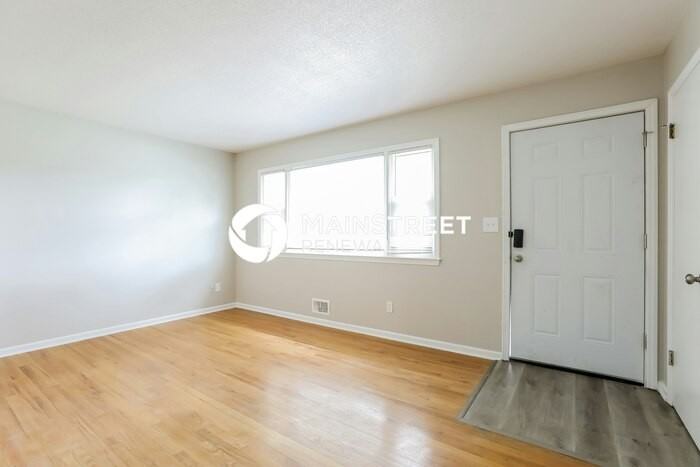 3610 S Pope Ave - Photo 3 of 17