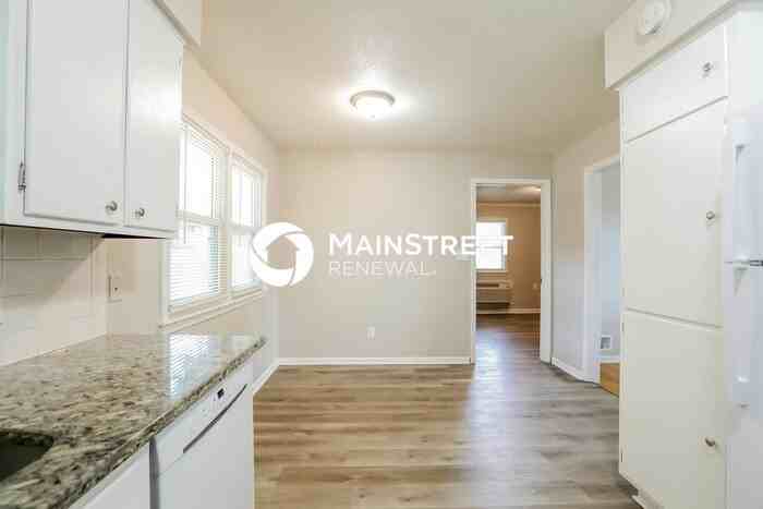 3610 S Pope Ave - Photo 7 of 17