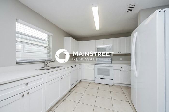 4837 Jamaica Ln - Photo 7 of 16