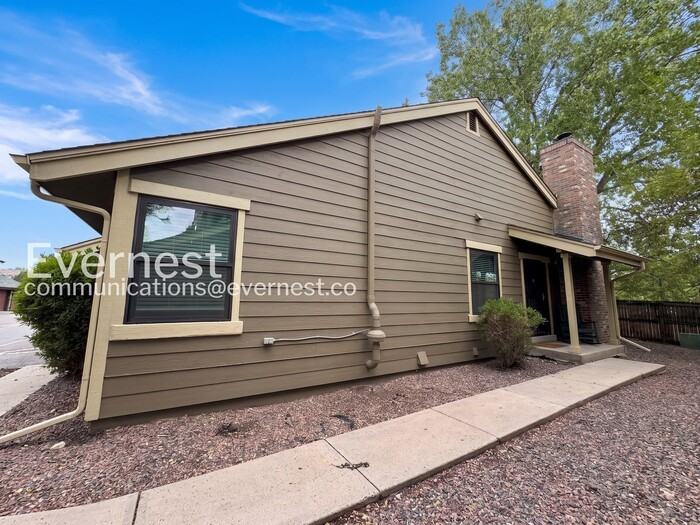 10806 W Evans Ave #6 - Photo 2 of 29