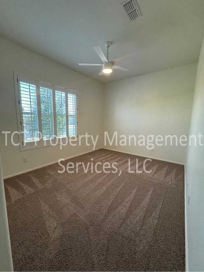18388 W College Dr - Photo 6 of 23
