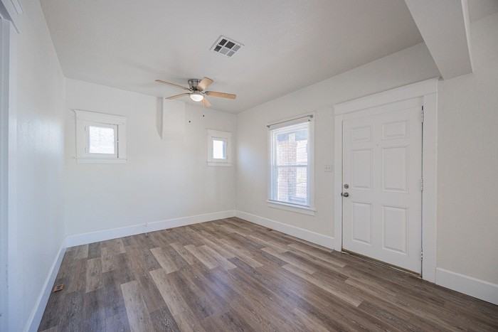831 N 10th St - Photo 6 of 28