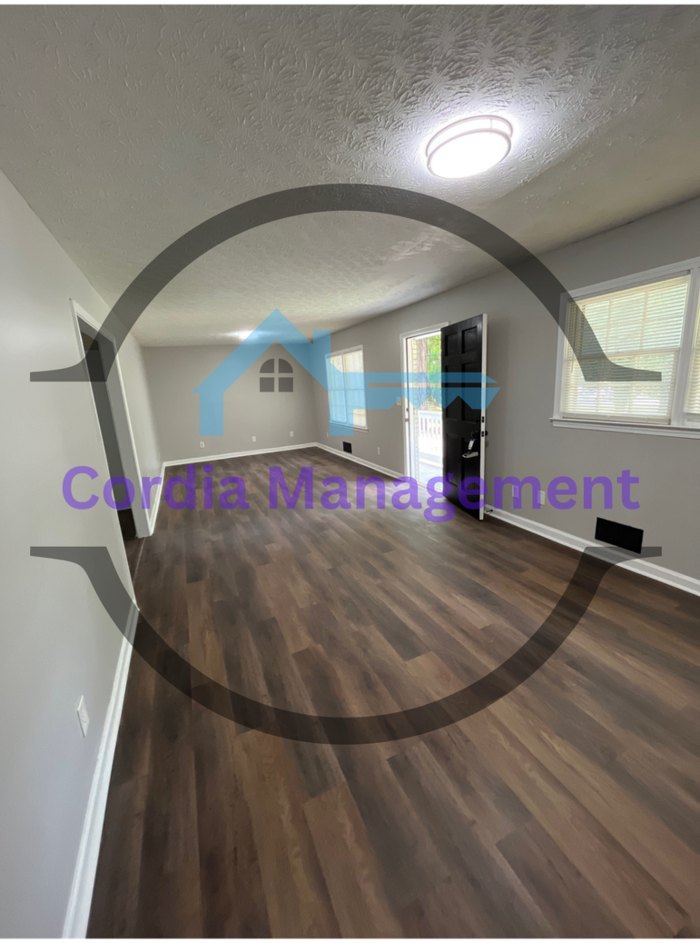 3128 Bouldercrest Rd - Photo 2 of 13