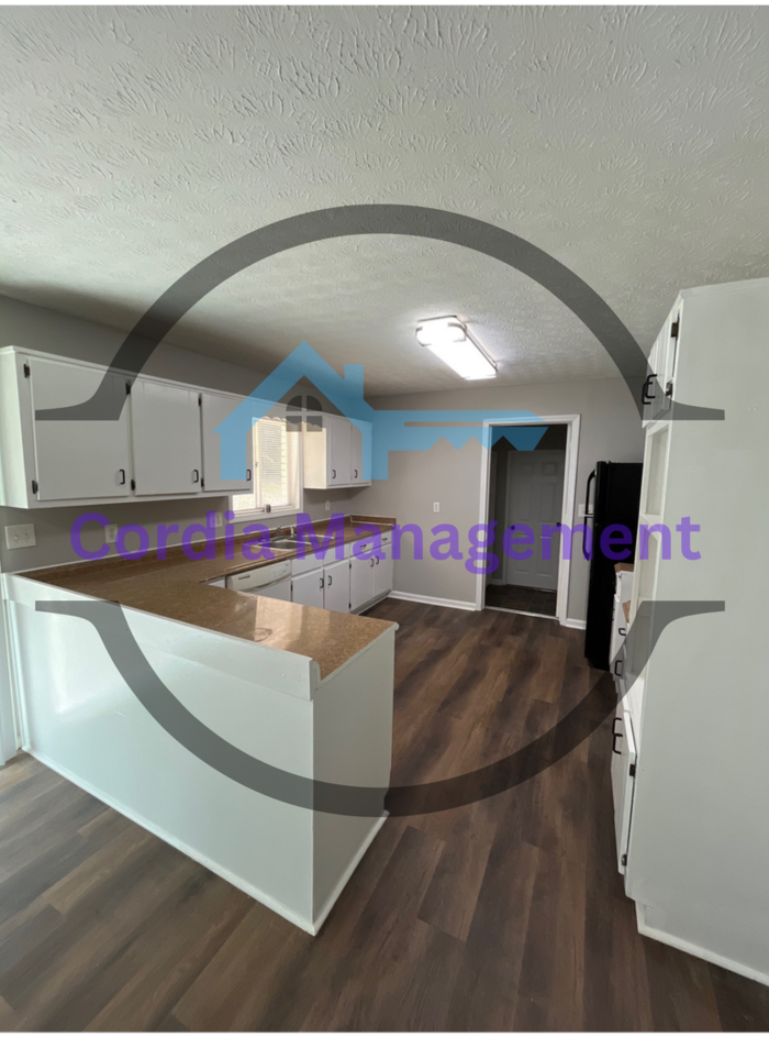 3128 Bouldercrest Rd - Photo 7 of 13