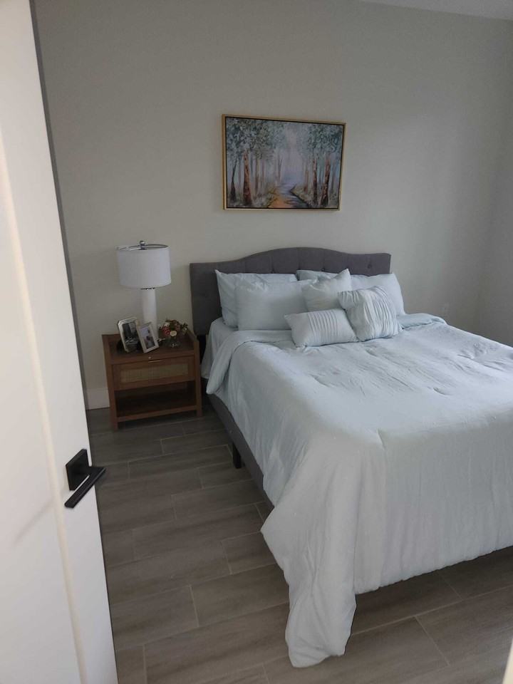 124-130 Ellis Avenue - Photo 7 of 15