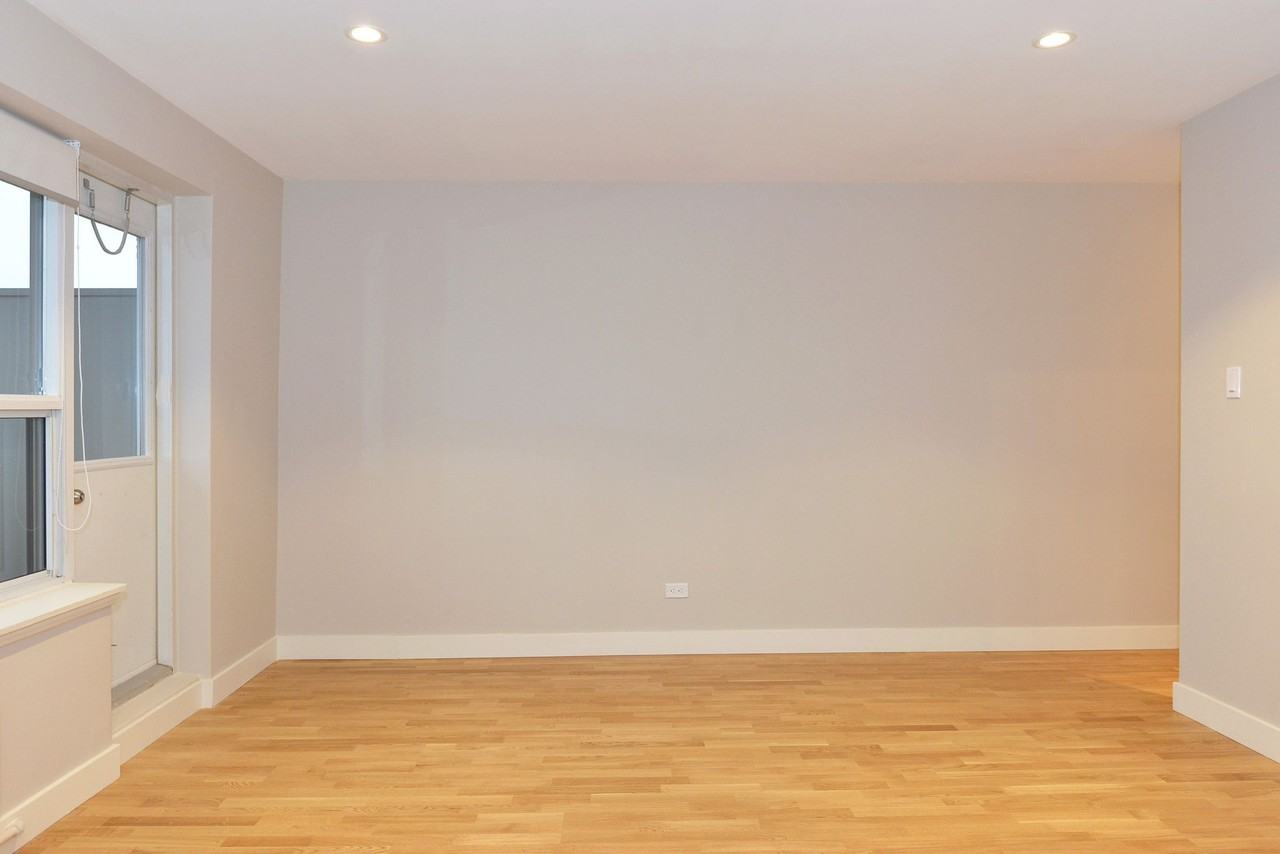 111 Lawton Boulevard - Photo 6 of 50