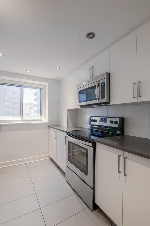 3435 Rue Drummond — photo 2
