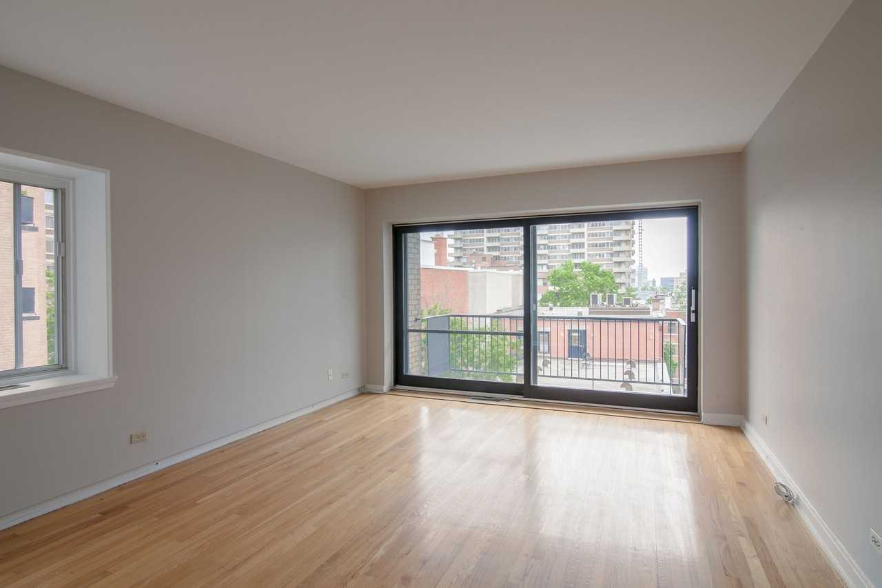 3435 Rue Drummond — photo 3