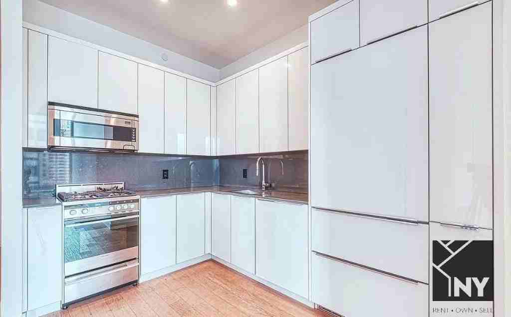 180  Water Street #2106 - Photo 3 of 6