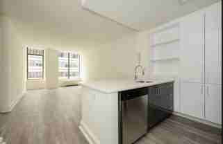 Hanover Sq #12L - Photo 1 of 1