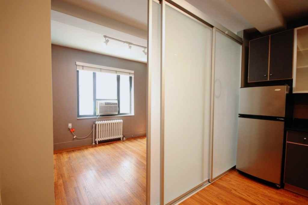 Waverly Pl #11A - Photo 3 of 7