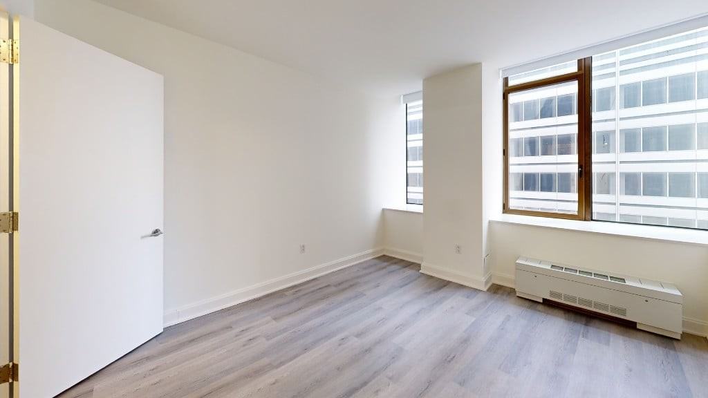 Hanover Sq #11F - Photo 2 of 7